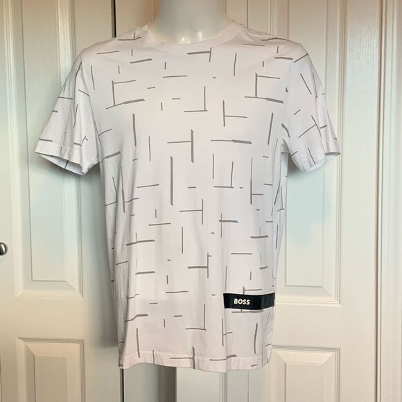 Hugo Boss tee - Picture 1 of 9
